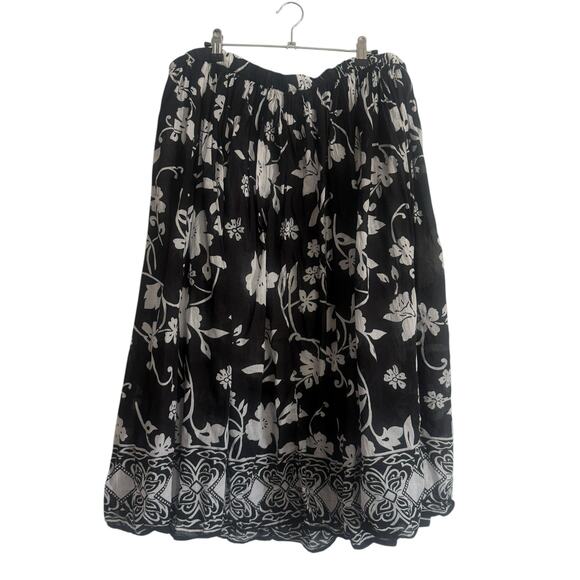 Life Style Skirt Womens 1X Black White Floral Midi Flowy Whimsical Ethereal - Picture 1 of 5